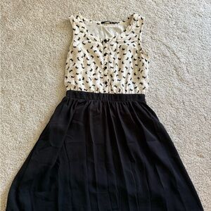 Doe & Rae Black and White Top